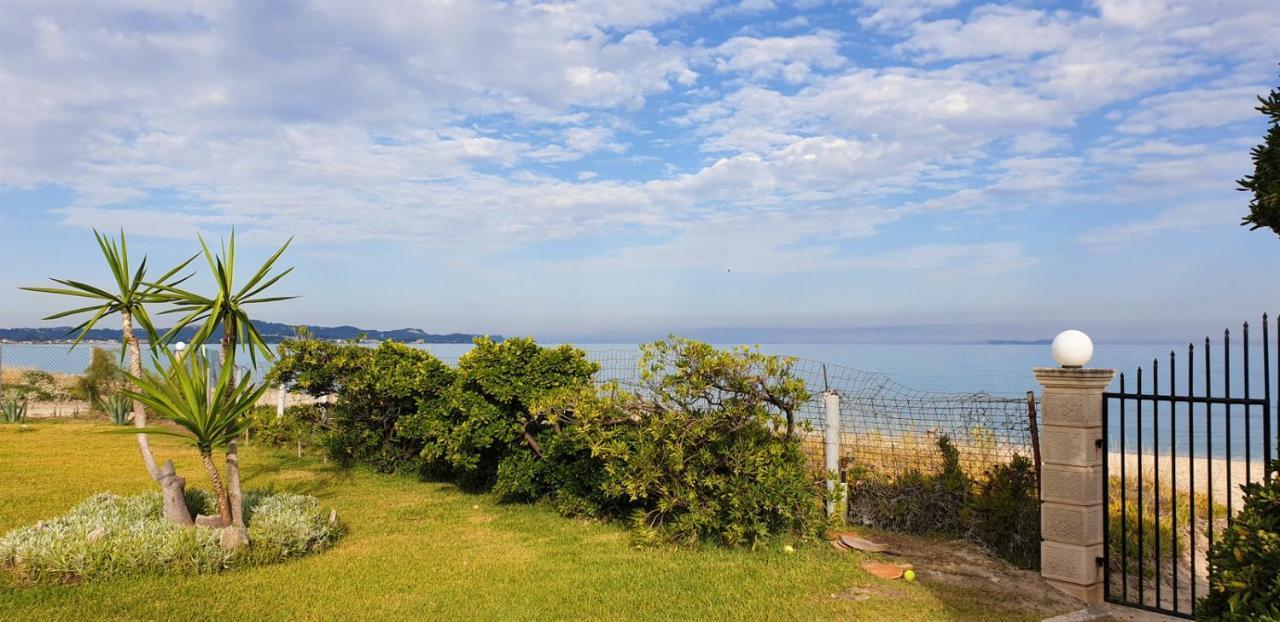 Dalas Beach House Almiros Beach Exterior photo